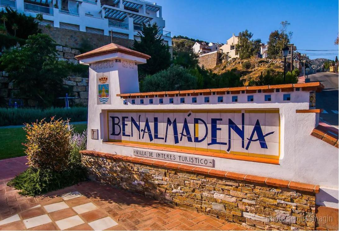 Piso En Alquiler En Benalmadena Costa Apartment Exterior photo